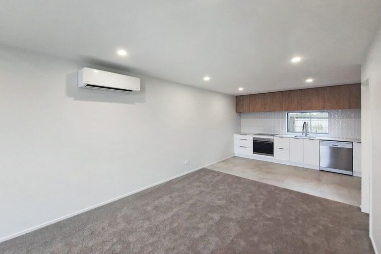 Photo of property in 17b Highsted Road, Bishopdale, Christchurch, 8053