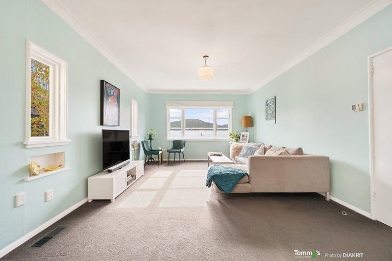 Photo of property in 38 Shirley Street, Karori, Wellington, 6012