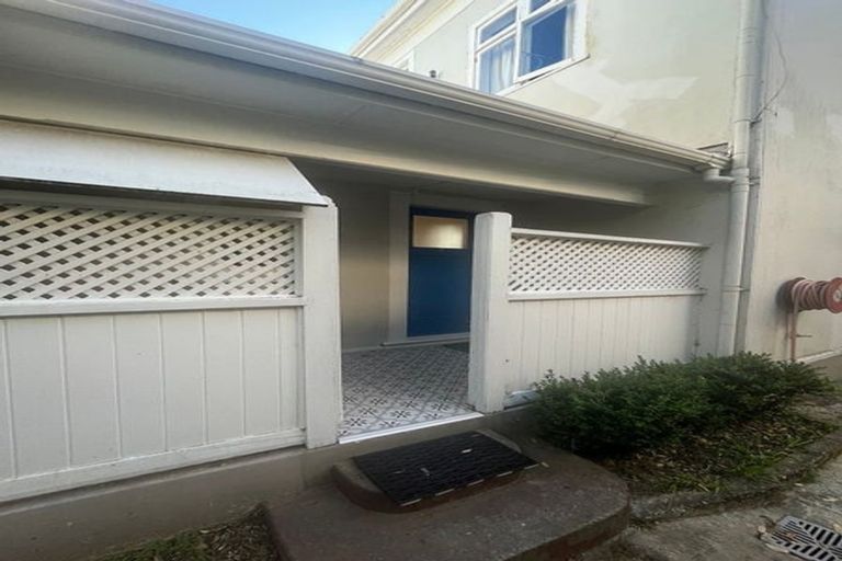 Photo of property in 1/57 Hawker Street, Mount Victoria, Wellington, 6011