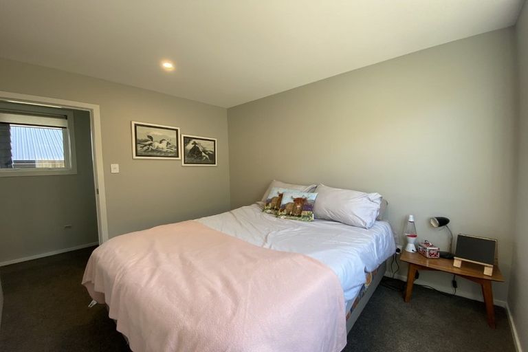 Photo of property in 31 Shepherd Road, Jacks Point, Queenstown, 9371