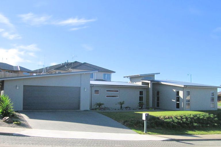 Photo of property in 2 Millennium Heights, Flagstaff, Hamilton, 3210