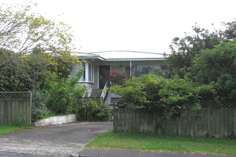 Photo of property in 50b Vera Road, Te Atatu South, Auckland, 0610