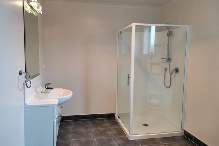 Photo of property in 33 Karo Street, Ruakaka, 0116