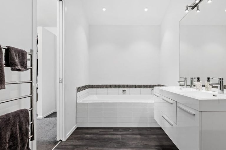 Photo of property in 3/58 Herbert Road, Queenwood, Hamilton, 3210