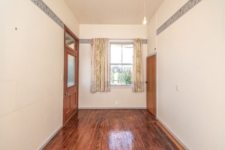 Photo of property in 1 Buxton Road, Westmere, Whanganui, 4501