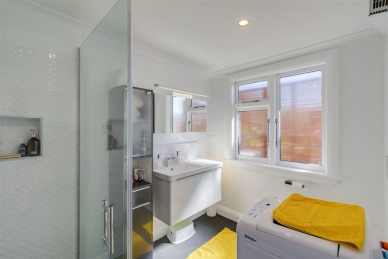 Photo of property in 4 Kidson Terrace, Cashmere, Christchurch, 8022