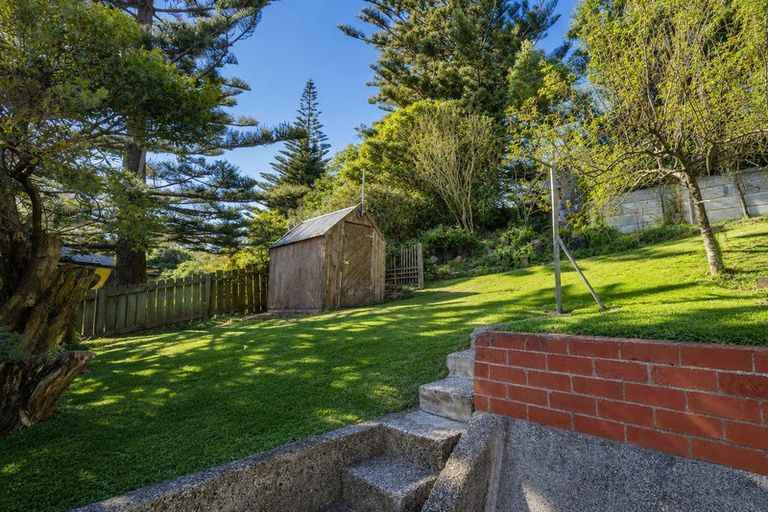 Photo of property in 17 Durham Street, Cannons Creek, Porirua, 5024