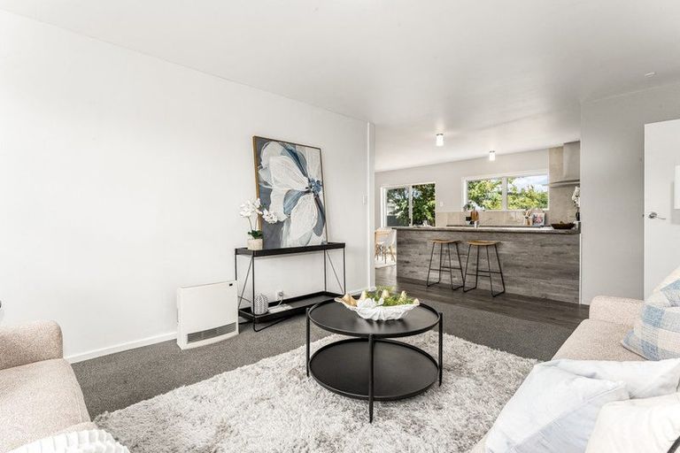 Photo of property in 15 Athlone Crescent, Boulcott, Lower Hutt, 5011