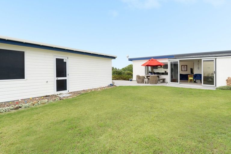 Photo of property in 333 Pukehina Parade, Pukehina, 3189