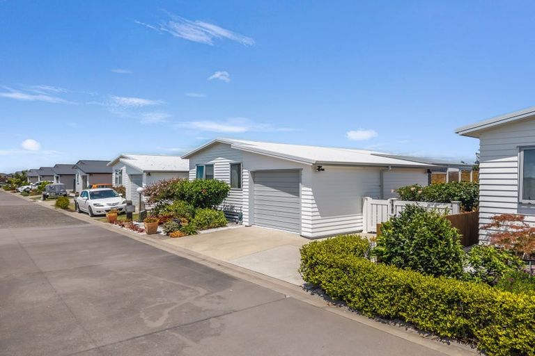 Photo of property in 11 Kamahi Crescent, Papamoa Beach, Papamoa, 3118