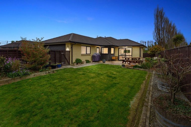 Photo of property in 8 Moy Place, Otaki, 5512