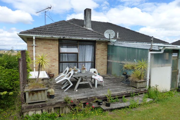 Photo of property in 6 Te Wheoro Street, Meremere, Mercer, 2474