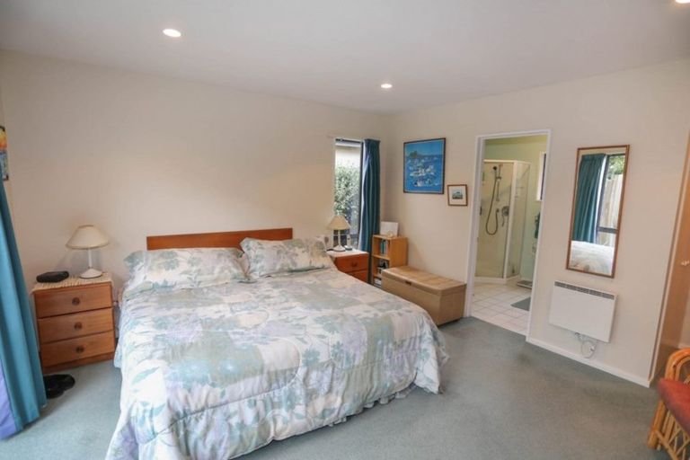 Photo of property in 4 Skyedale Drive, Harewood, Christchurch, 8051