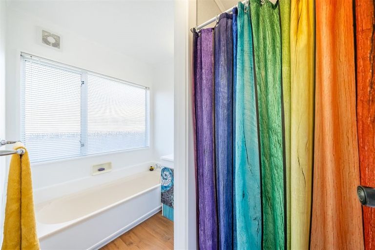 Photo of property in 3 Wyoming Grove, Totara Park, Upper Hutt, 5018