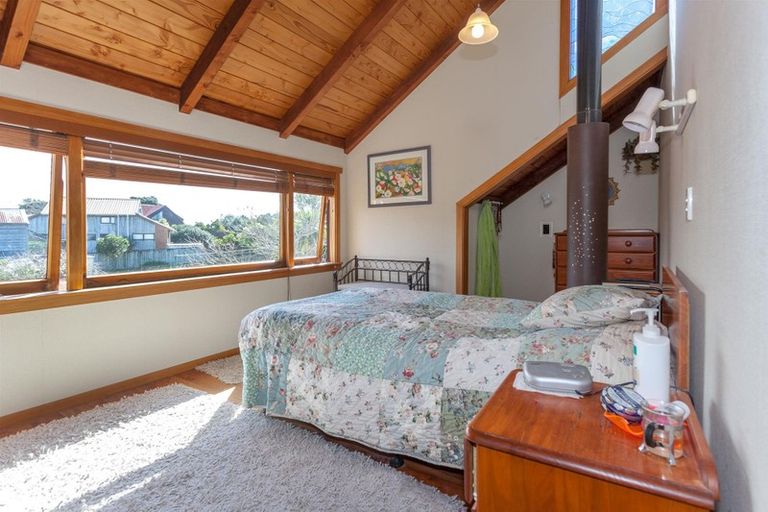 Photo of property in 111 Brook Place, Whangamata, 3620