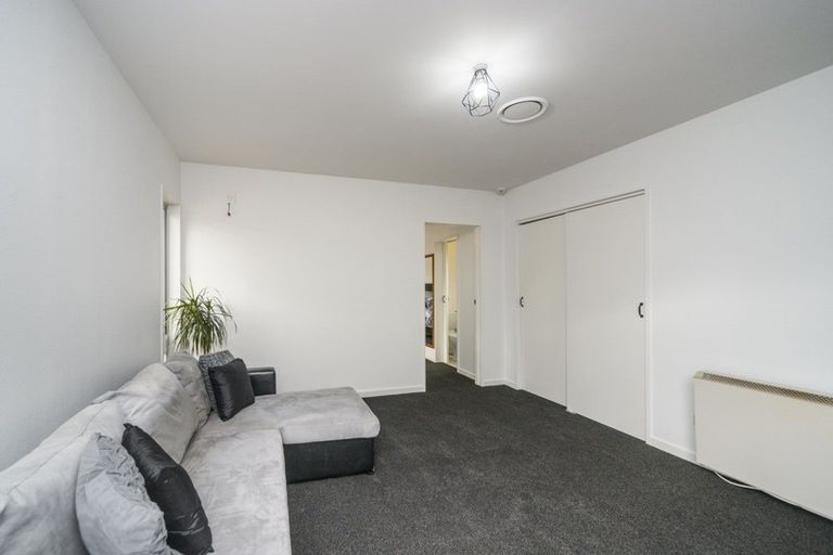 Photo of property in 30 Terry Crescent, Milson, Palmerston North, 4414