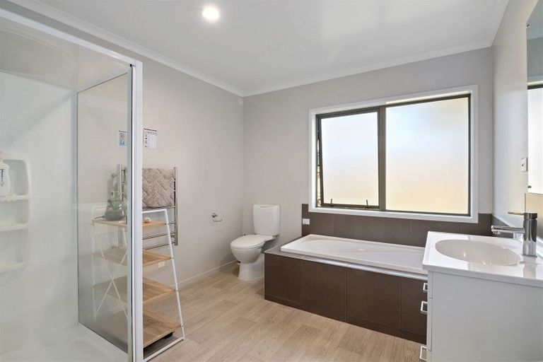 Photo of property in 4 Kitakita Grove, Motueka, 7120