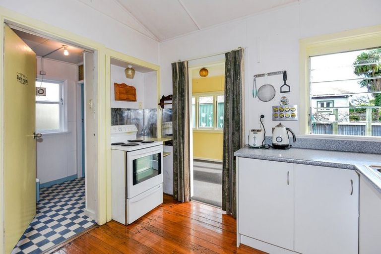 Photo of property in 315 Wilsons Road, Waltham, Christchurch, 8023