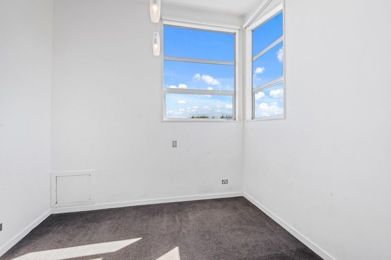 Photo of property in 9 Tedder Avenue, North New Brighton, Christchurch, 8083