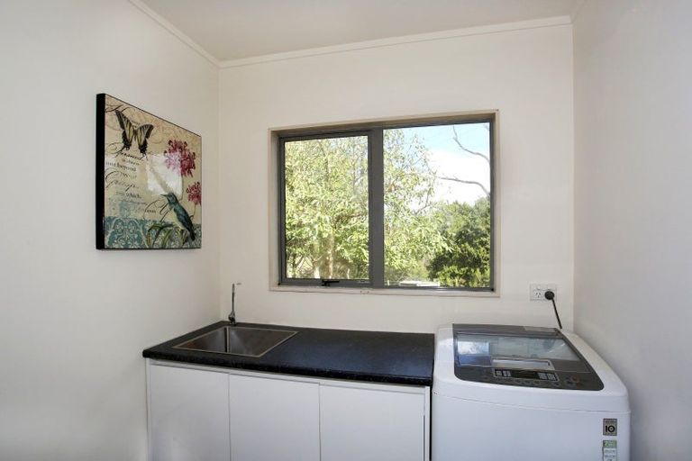 Photo of property in 25a Lockwood Road, Hunua, Papakura, 2583