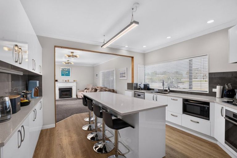Photo of property in 12 Wainscott Street, Greenmeadows, Napier, 4112