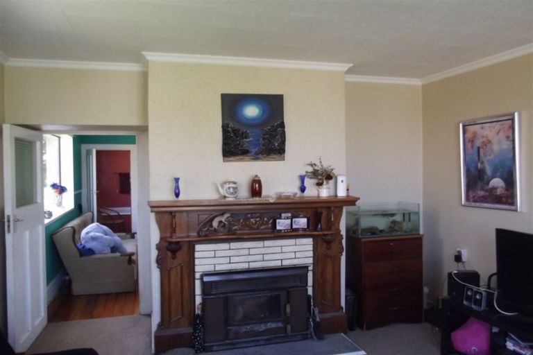 Photo of property in 24 Edward Street, Waimate, 7924