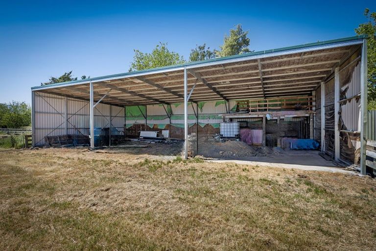 Photo of property in 704 Hawkins Road, Marshland, Christchurch, 8051