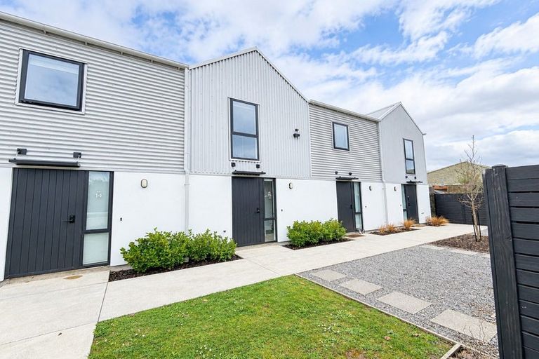 Photo of property in 2/45 Dickens Street, Addington, Christchurch, 8024
