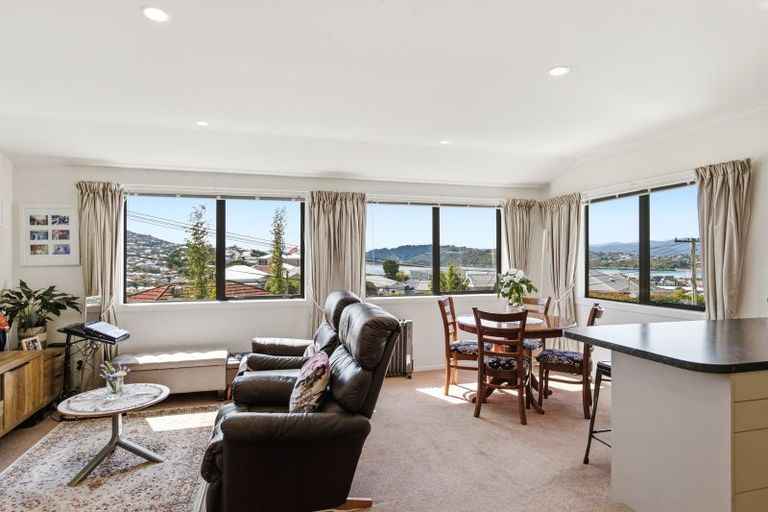 Photo of property in 64 Duncan Terrace, Kilbirnie, Wellington, 6022