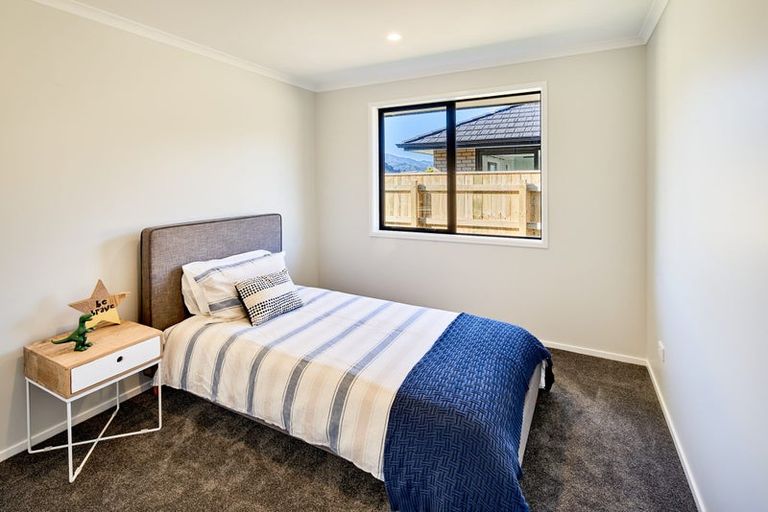 Photo of property in 5 Te Ara O Pukeko, Wainuiomata, Lower Hutt, 5014