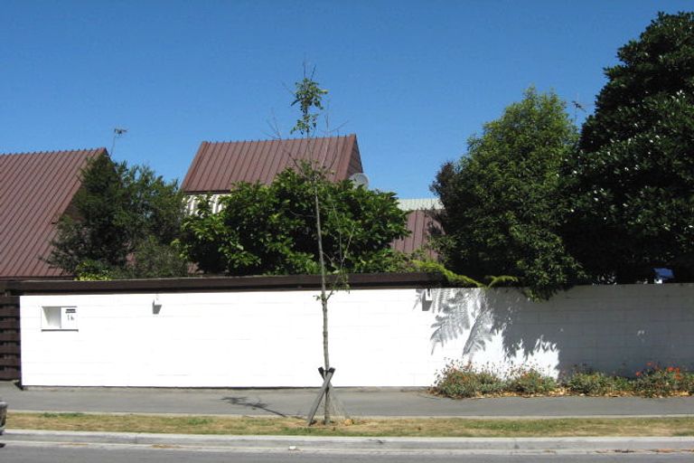 Photo of property in 16 Office Road, Merivale, Christchurch, 8014