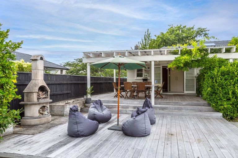 Photo of property in 188 Main Street, Greytown, 5712