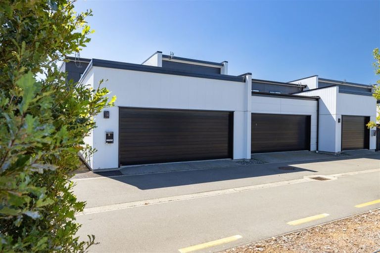 Photo of property in 14 Brian Keogh Lane, Wigram, Christchurch, 8025