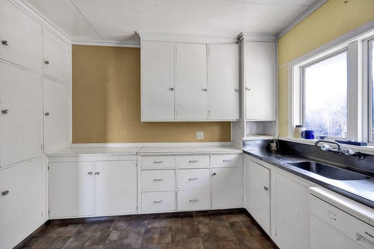 Photo of property in 65 Iredale Road, Hawera, 4610