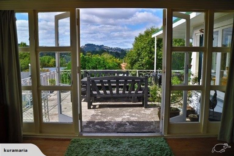Photo of property in 2 Hikurangi Terrace, Taumarunui, 3920