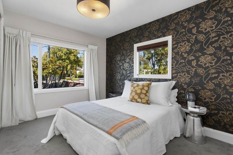 Photo of property in 27 Somerfield Street, Somerfield, Christchurch, 8024