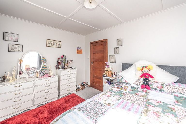 Photo of property in 52 Cuba Street, Marton, 4710