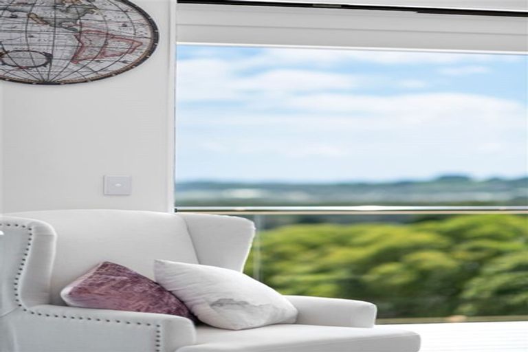 Photo of property in 9 Rakiraki Place, Flat Bush, Auckland, 2019