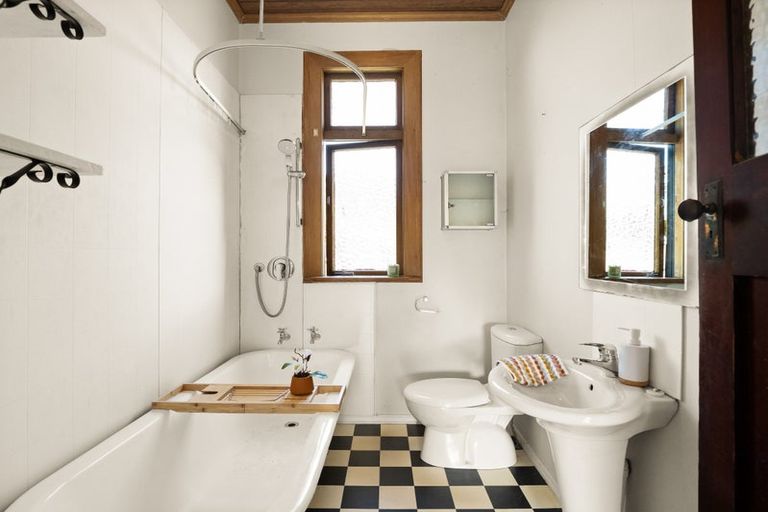 Photo of property in 5 Greenock Street, Kaikorai, Dunedin, 9010