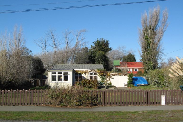 Photo of property in 92 Harbour Road, Brooklands, Christchurch, 8083