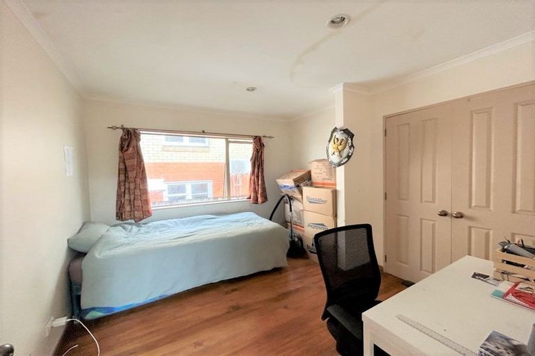 Photo of property in 7a Waterfront Road, Mangere Bridge, Auckland, 2022