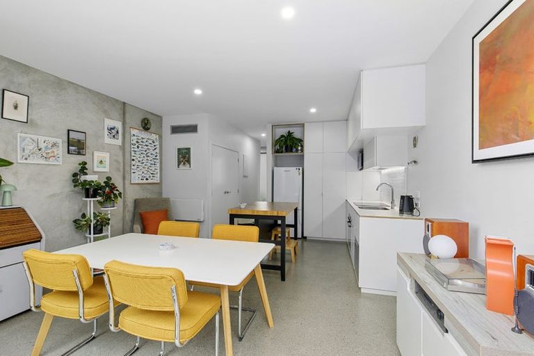 Photo of property in 13 Te Ara O Paetutu, Petone, Lower Hutt, 5012