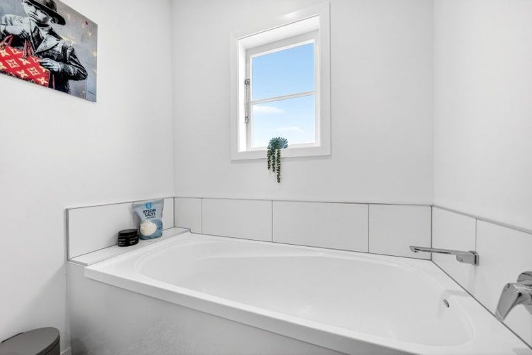 Photo of property in 37a Jellicoe Street, Greytown, 5712