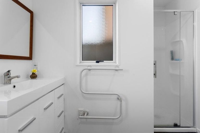 Photo of property in 5 Oldham Place, Darfield, 7510