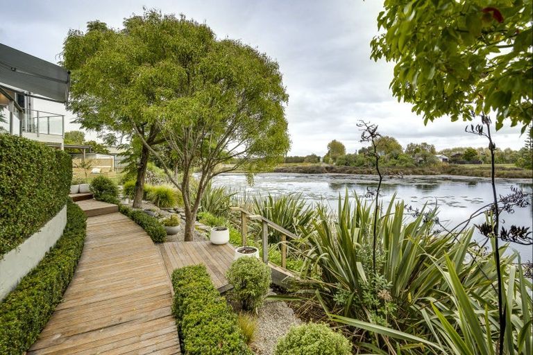 Photo of property in 17 Collison Terrace, Haumoana, 4102