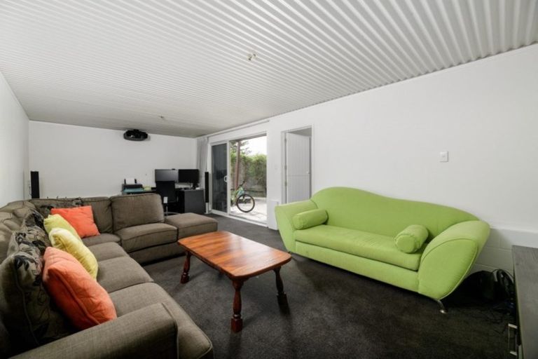 Photo of property in 1225 Papamoa Beach Road, Papamoa Beach, Papamoa, 3118