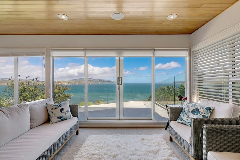 Photo of property in 3 Ogilvy Terrace, Plimmerton, Porirua, 5026