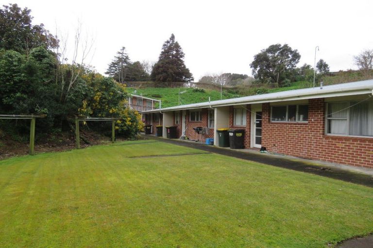Photo of property in 3/7 Harris Street, New Plymouth, 4310