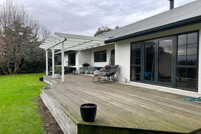 Photo of property in 1450a Rangiotu Road, Tiakitahuna, Palmerston North, 4477