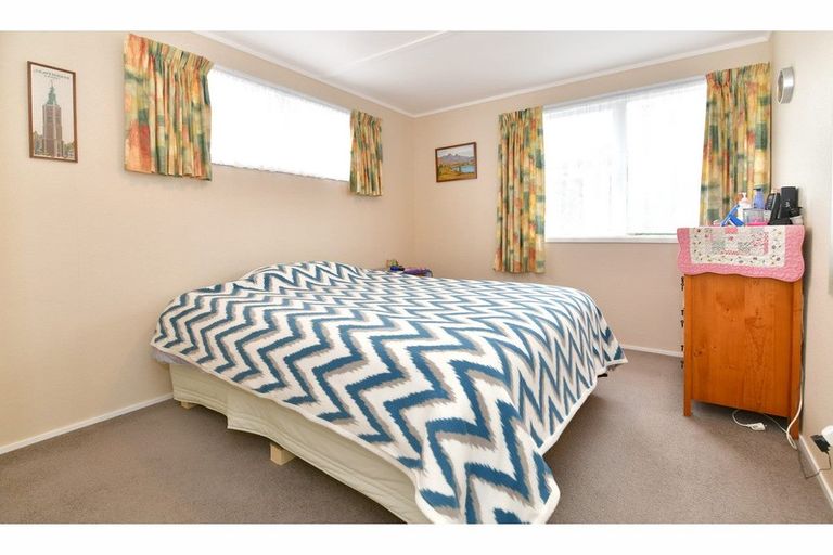 Photo of property in 31 Hillcrest Road, Hatfields Beach, Orewa, 0931